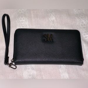 STEVE MADDEN double zip wallet/wristlet